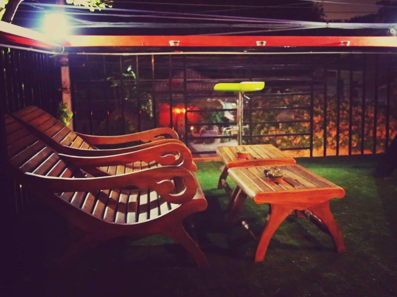 Cassette Hostel Chiang Mai Exteriör bild