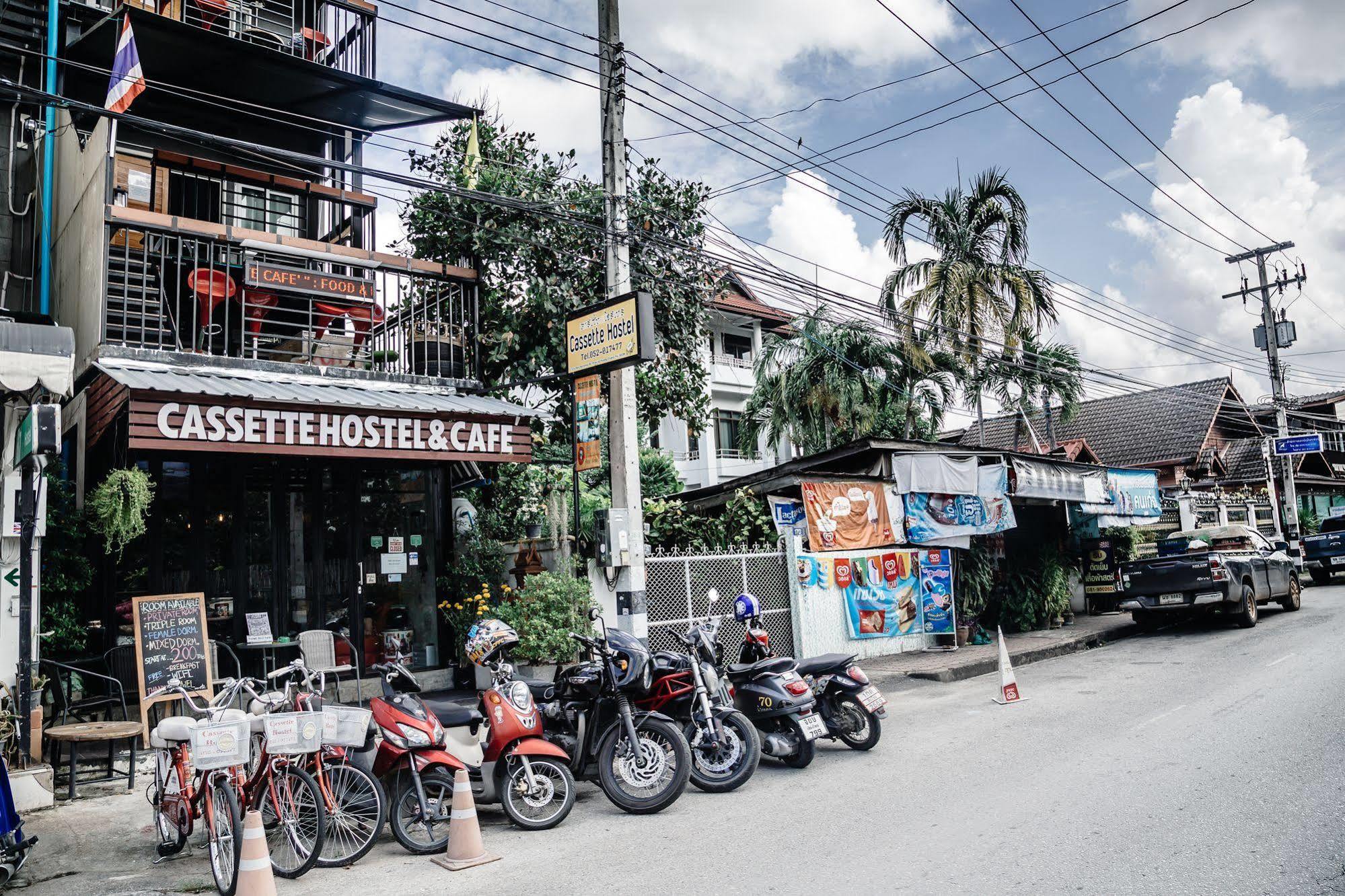 Cassette Hostel Chiang Mai Exteriör bild