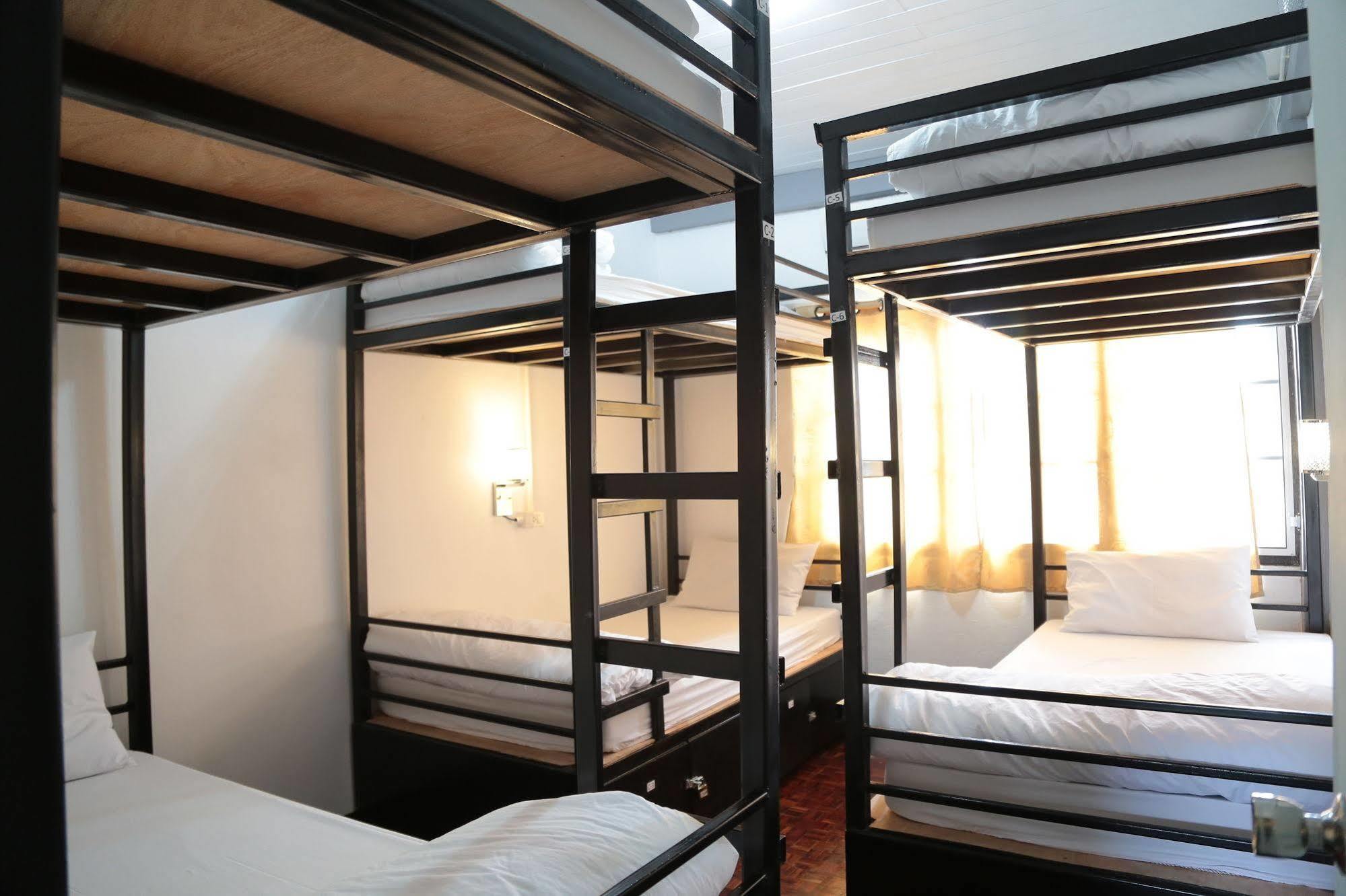 Cassette Hostel Chiang Mai Exteriör bild